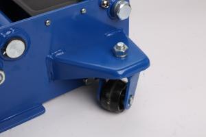 Домкрат подкатной T31703 AE&T 3т