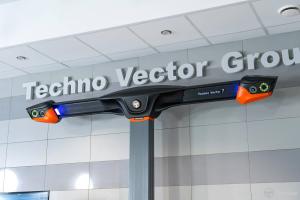 ООО "Технокар" Стенд сход-развал 3D Техно Вектор T 7204 TAS