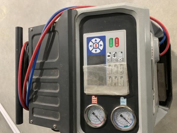 Автоматическая станция для обслуживания кондиционеров Систем